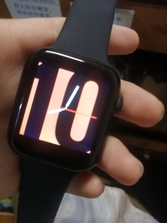 运动电子表，上拉下载APP连接蓝牙可用，不...