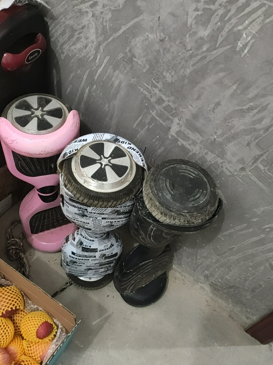 还剩两台平衡车便宜处理已经坏了，100元一个