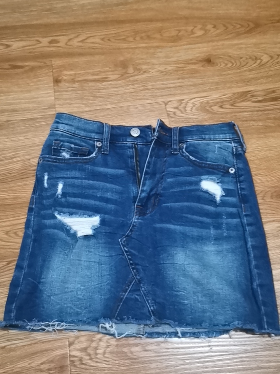 牛仔包臀裙，10块包邮带走！98斤以内穿！