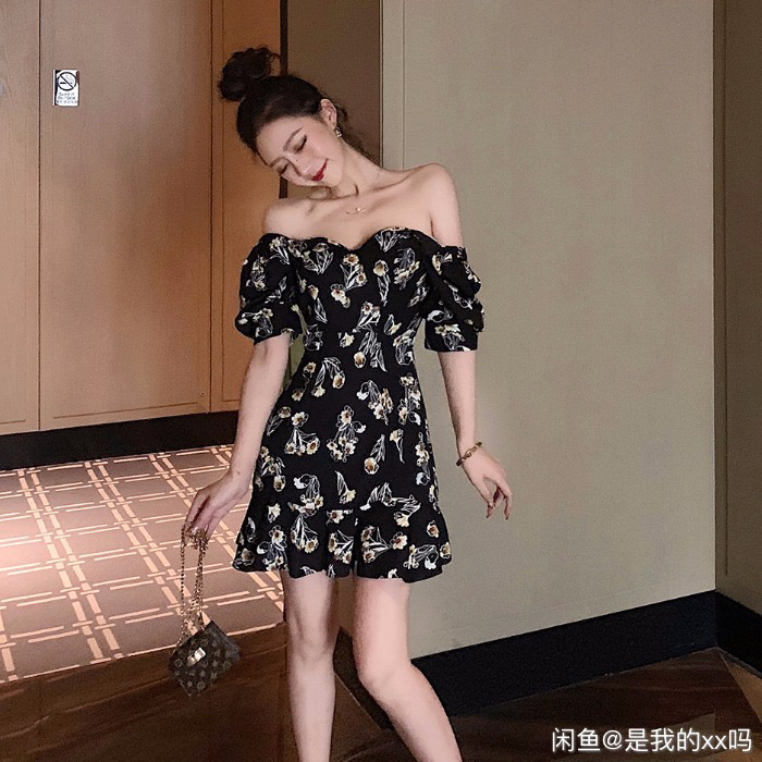全新的连衣裙