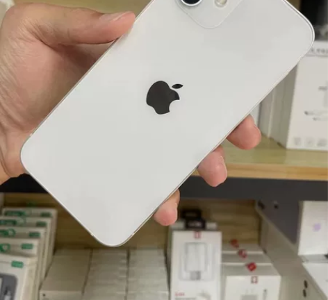 苹果12出了 128g的 美版 感兴趣的话...