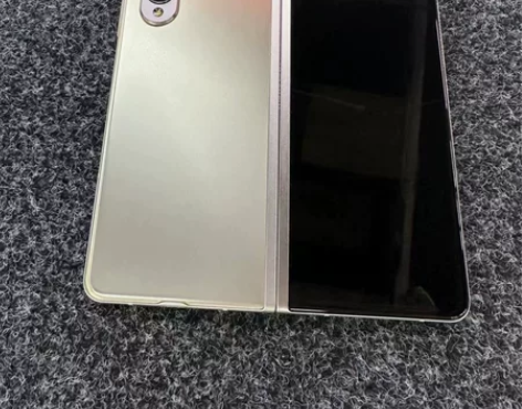 国行三星fold3银色,内存12+512g...