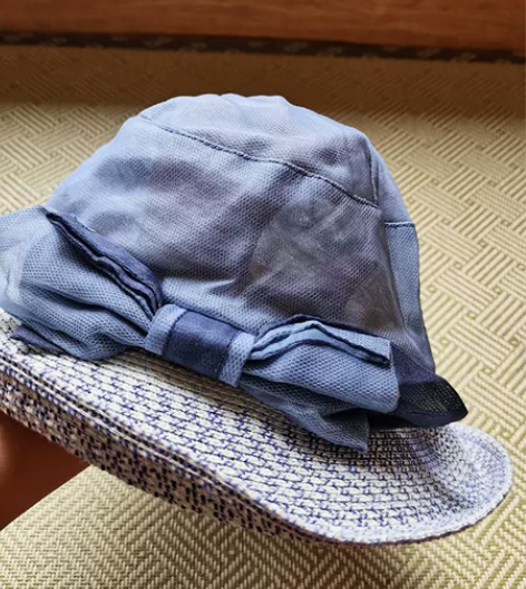 闲置全新真丝遮阳帽 感兴趣的话点“我想要”...