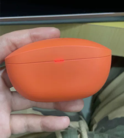 索尼WF-SP800N，因购入AirPod...