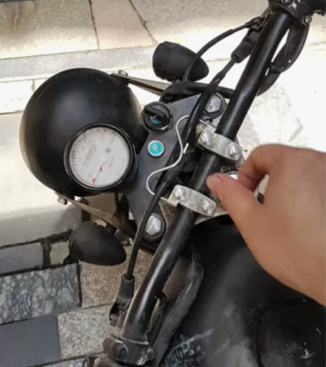 125摩托车改复古带牌出售，，不过户。没有...
