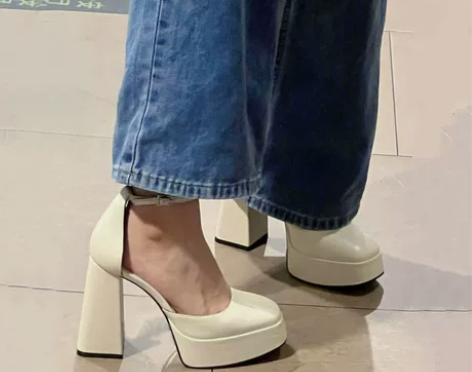 OMG！2022新款芭比高跟鞋防水台矮个子...