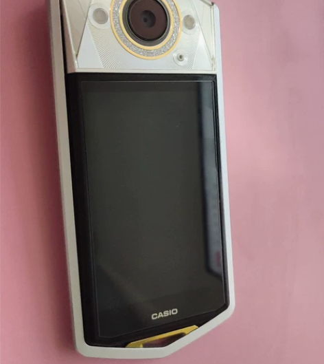 卡西欧TR750白色，功能正常几乎全新，去...