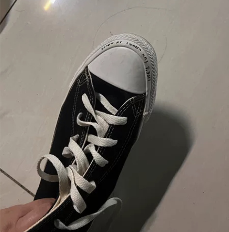 匡威高帮 38码 超轻底 轻微磨损,还没开...