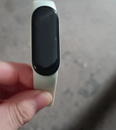 小米手环6nfc，表带氧化故不送，无划痕，...