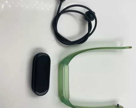 8成新8成新小米手环6 系列 该机身轻微使...