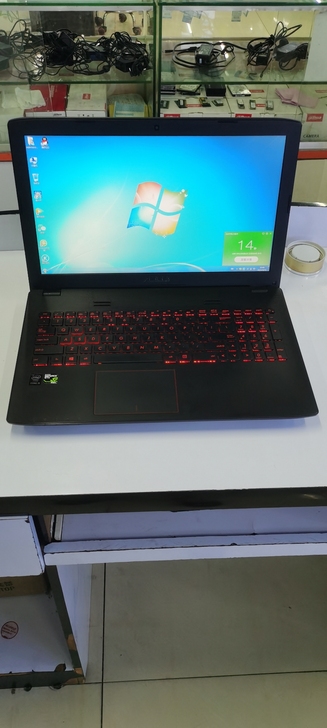 i5华硕飞行堡垒游戏笔记本