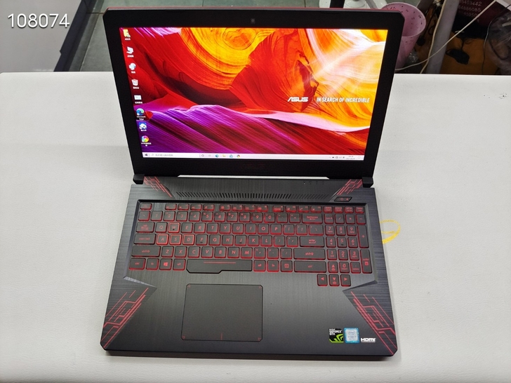 6核8代i7 华硕飞行堡垒5 fx80游戏...
