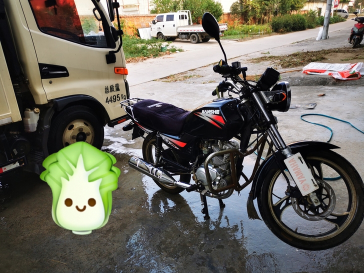 白菜价处理雅马哈摩托车，闲置在家，不用低价...