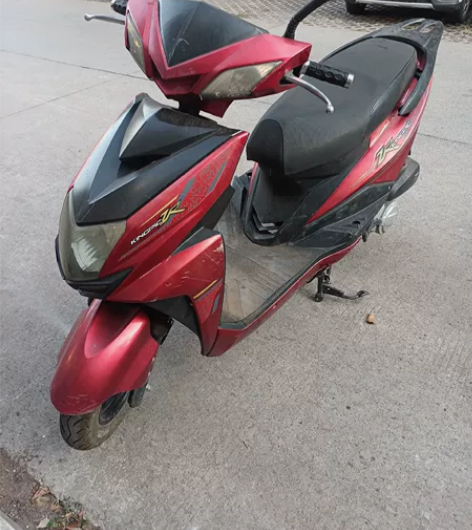 踏板车，骑不习惯，目前为止3000公里不到...