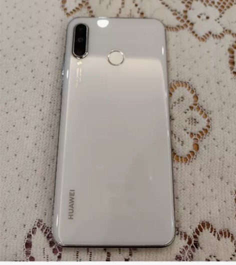 华为nova4  e  6+128  9新...