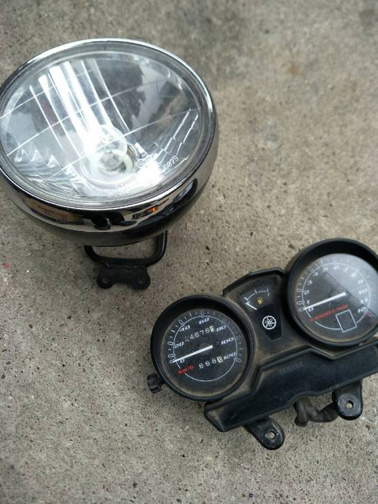 雅马哈摩托车原车拆件，优价出