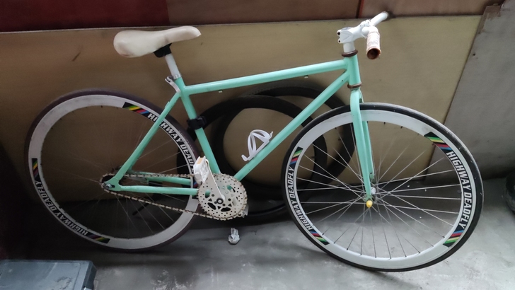 死飞，正常骑导航生基大楼自提