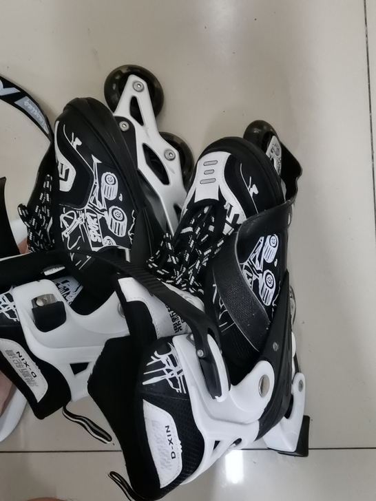 买了玩过两次,因毕业,低价出售