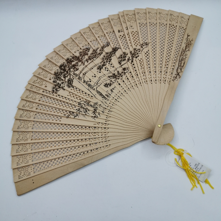 全新商场撤柜剩下的香木扇,工艺扇,旗袍表演...