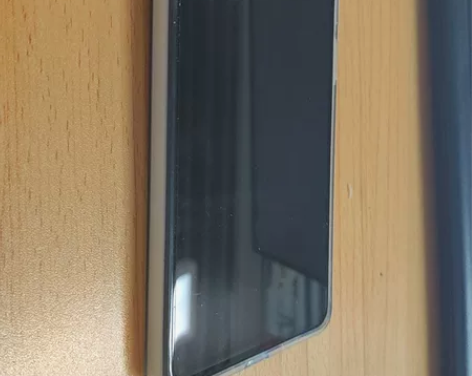 Redmi Note 12 Pro 手机在...