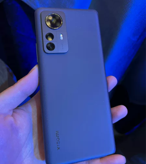 小米12pro 8+256，闪黑，整体成色...