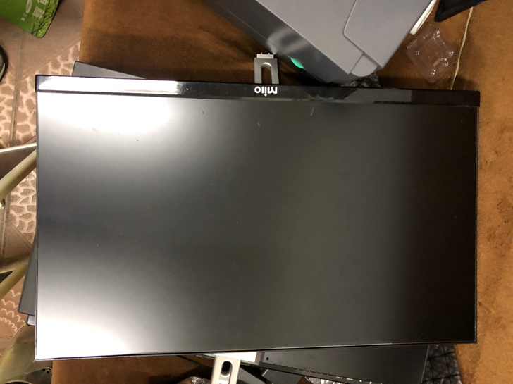 二手24寸无边框显示器几台    一台AO...
