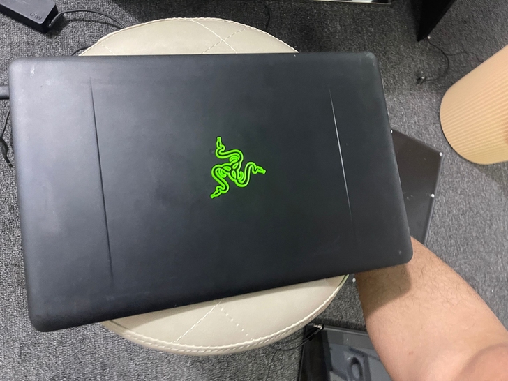雷蛇razer 13，i7 6500/8G...
