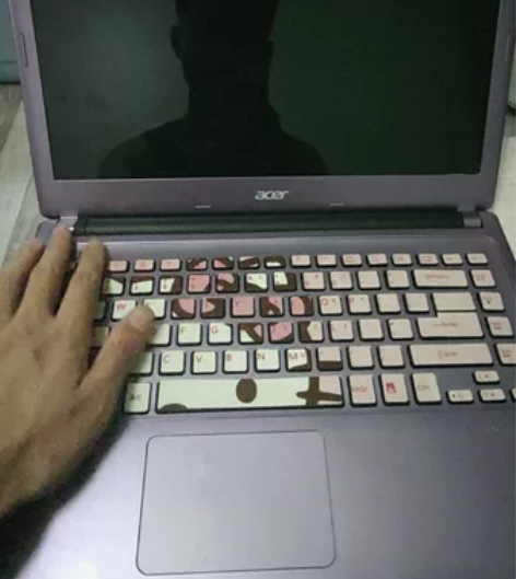 自用的笔记本电脑，acer v5 471g...