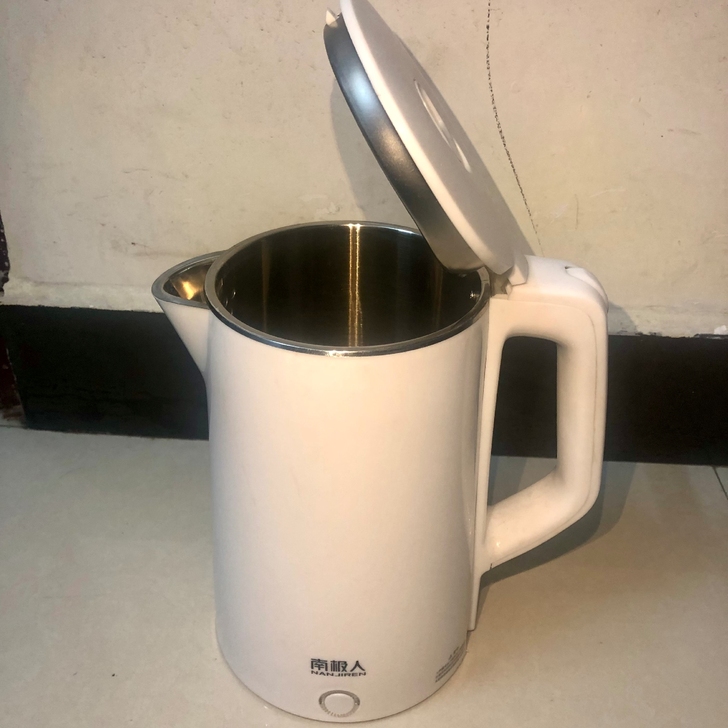 《超市不开了》全新2.5L电热水壶家用大容...