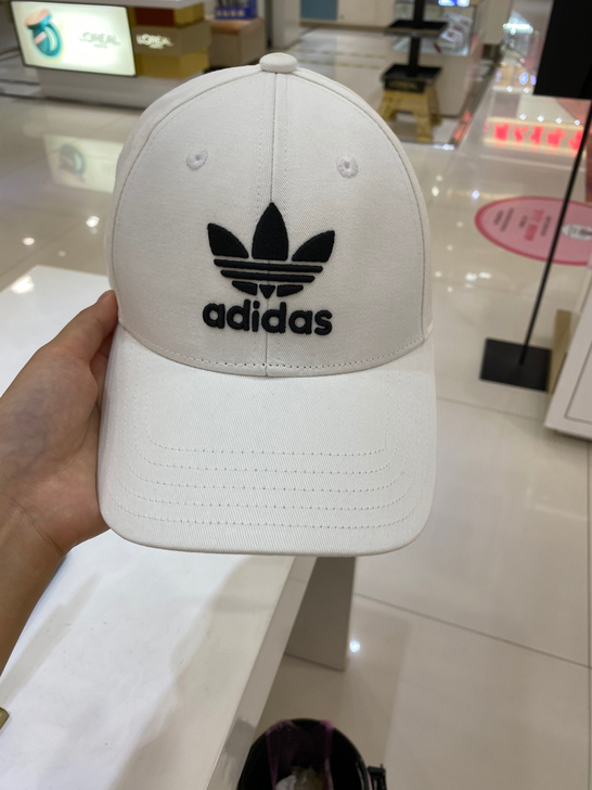 阿迪达斯帽子，三叶草，商场专柜149购入，...