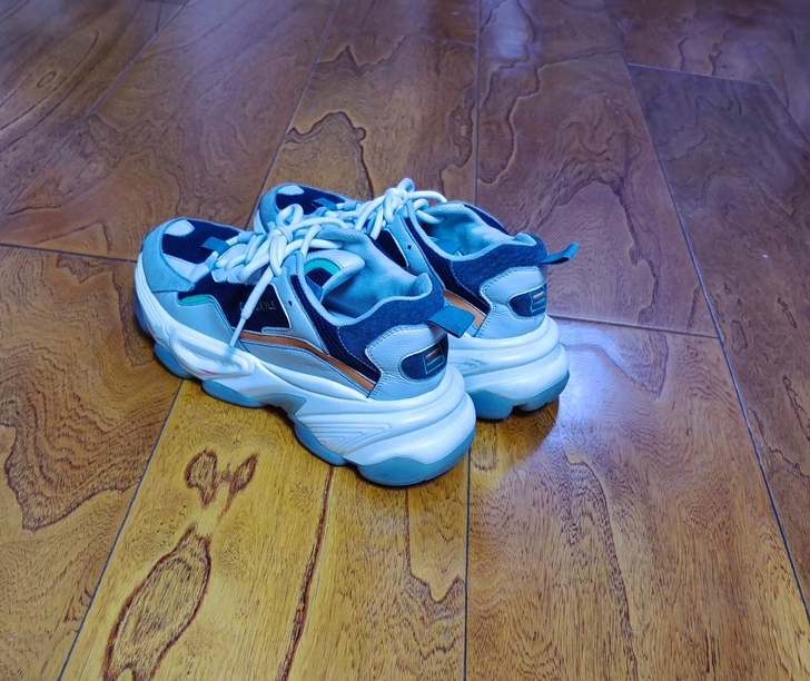 牛筋底休闲鞋真皮炸街运动鞋女2021春秋季...