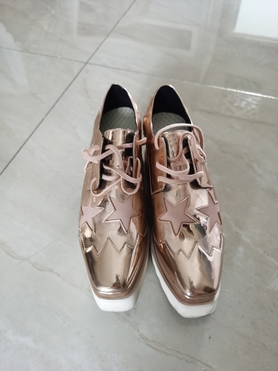 范爷同款星星鞋，松糕鞋，增高鞋，39码，跟...