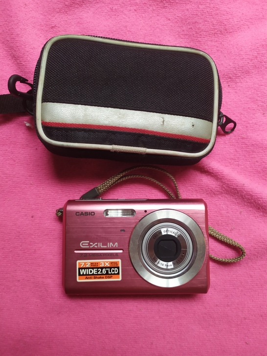CASIO卡西欧粉红色EX-Z75卡片式数...