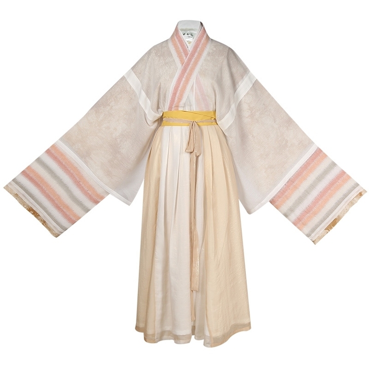 花朝记忍冬藤全新仅试穿,吊牌已经人工了,因...