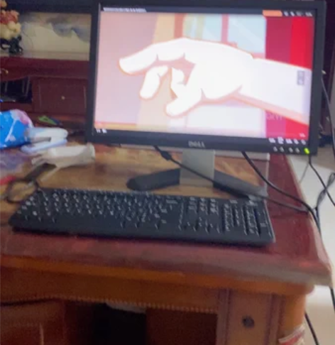 出售一套纯戴尔电脑，电脑不卡，孩子学习上网...