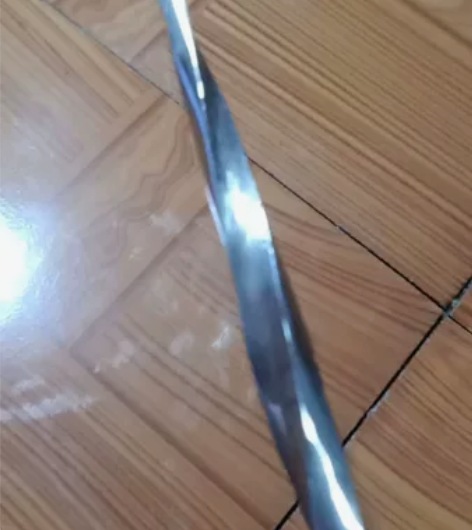 制唢呐二胡三弦轴子打孔椎鉆一支，把手长是4...