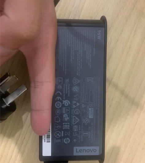 联想小新14 pro的充电器，95新使用少...