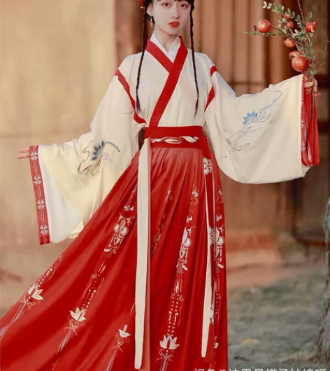 【出】艺缕半生莲晋制汉服三件套 尺码：S码...