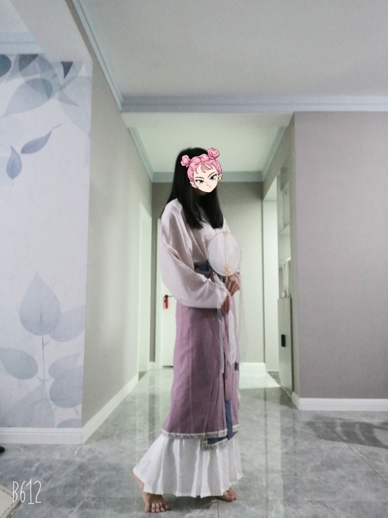 出汉服