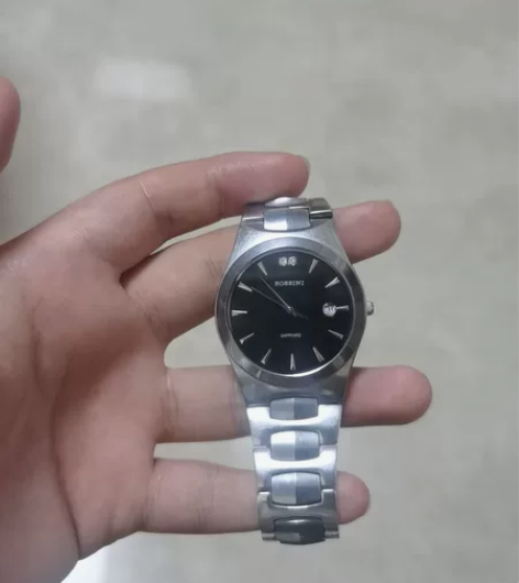 罗西尼手表，闲置出手，有喜欢的可以考虑。手...