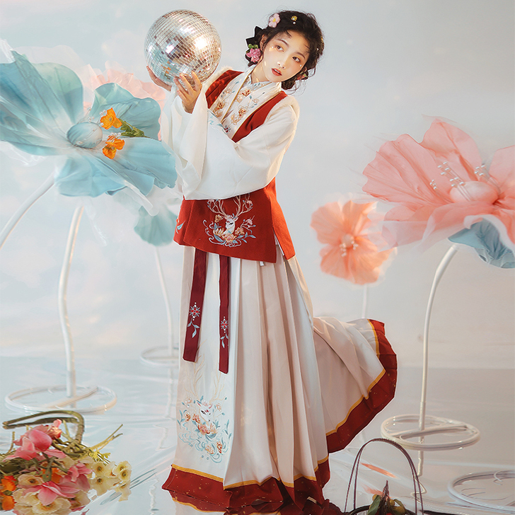 耀春林间鹿原创明制拜年汉服女中国风马面裙比...