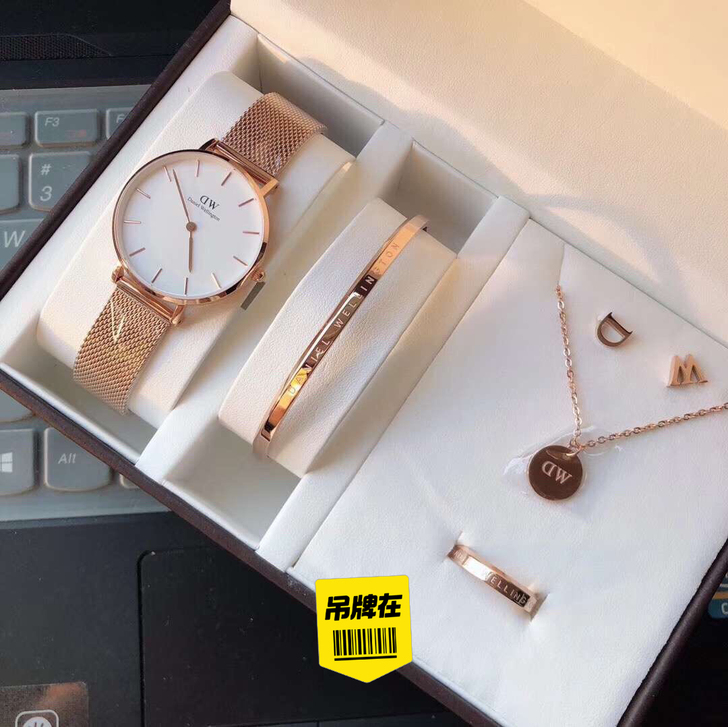 重磅推出高端定制  丹尼尔惠灵顿（Dani...