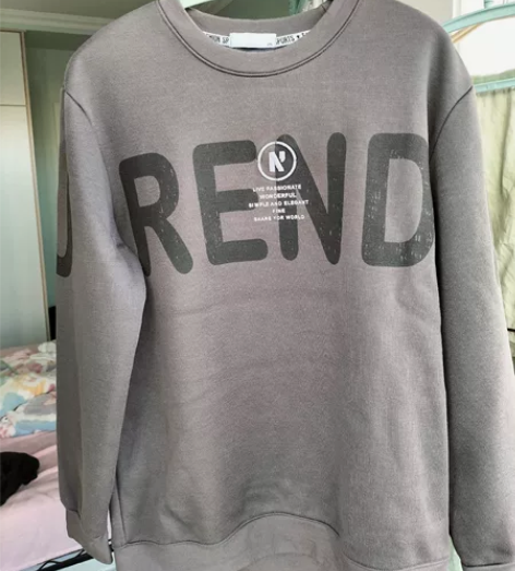 男士卫衣，灰色，能穿到130斤 22包邮，...