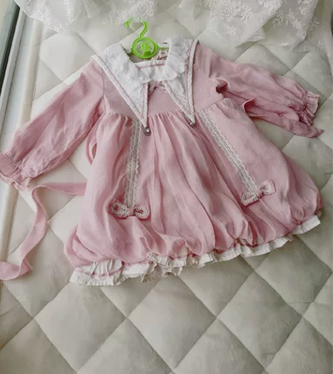 花苞裙 90码 8成新 上身巨好看 后背...