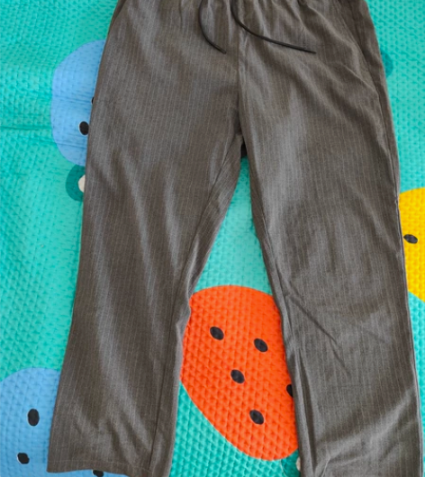 男士宽松休闲裤，想要拿走 感兴趣的话点“我...