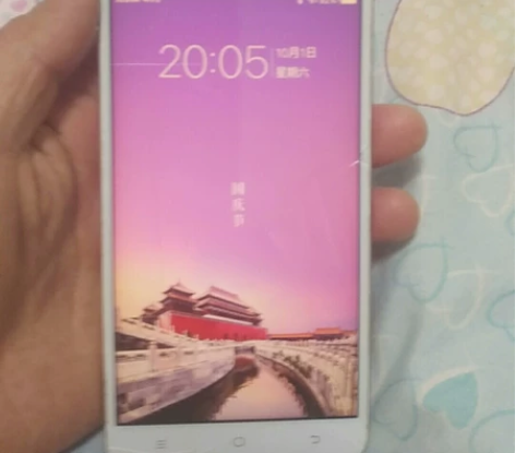 VIVOy66l手机，大女儿用的原来，现在...