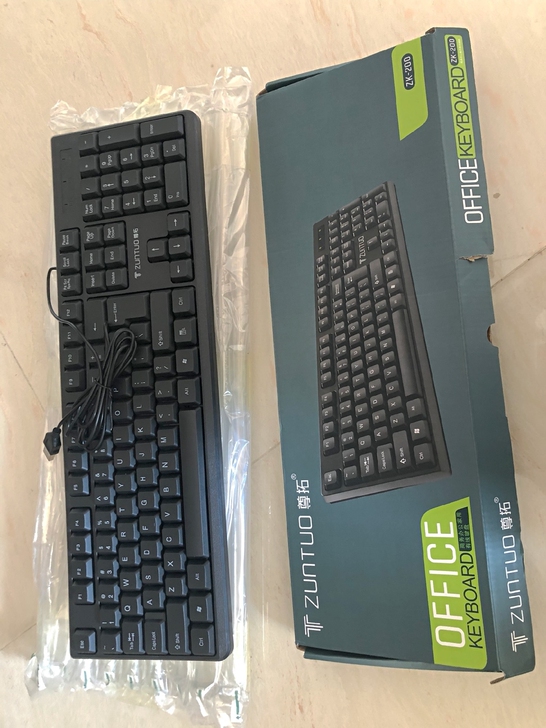电脑配件店不开了，剩余一些全新鼠标键盘套装...