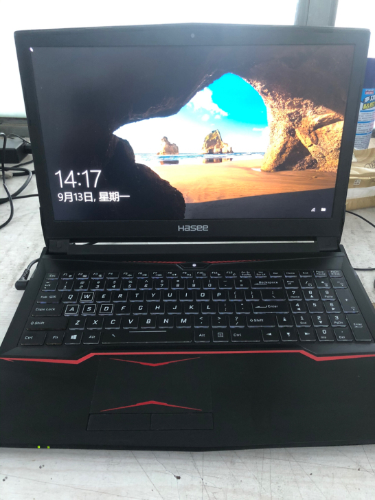 神舟战神T6ti游戏本，i7七代标压四核八...