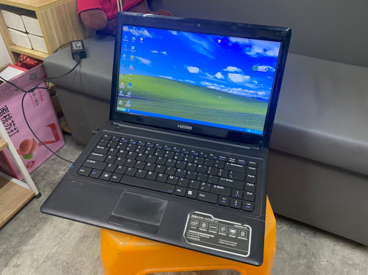 神舟笔记本电脑 120G内存 功能完好 可...