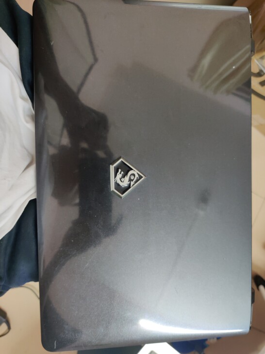 出神舟K610D  ADE壳 不是全新，壳...